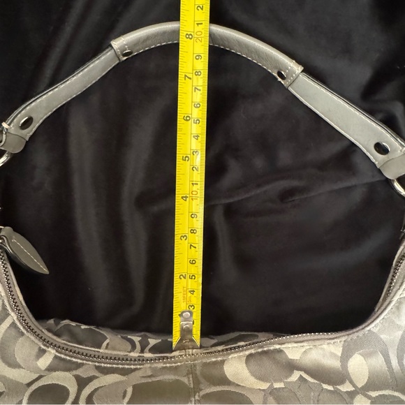 Coach Penelope Optic Signature Shoulder Hobo Bag Silver Gray Lurex Canvas #15054 - Picture 11 of 15